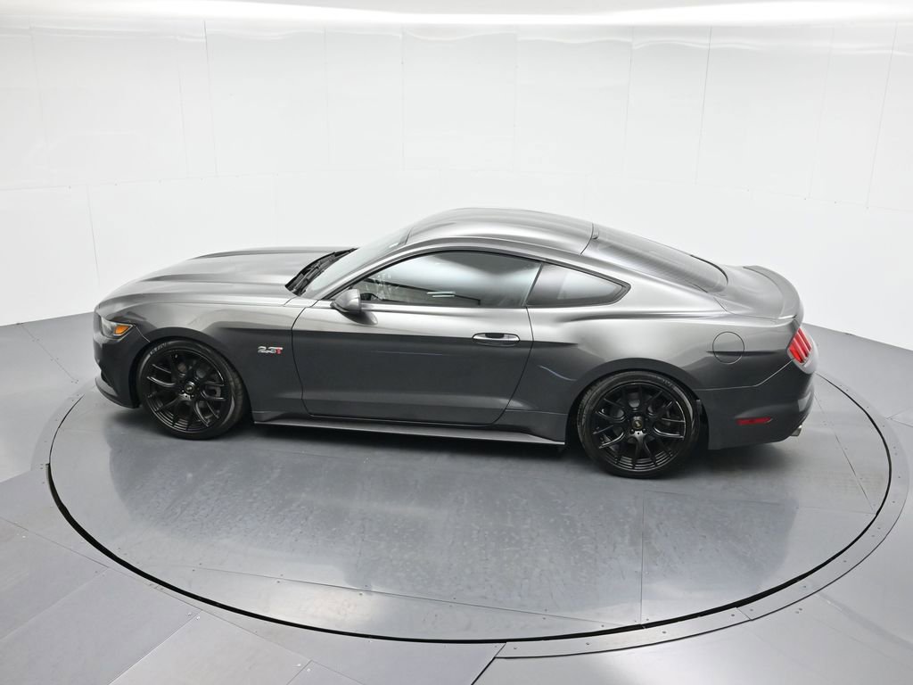 Used 2015 Ford Mustang Coupe RWD image 39