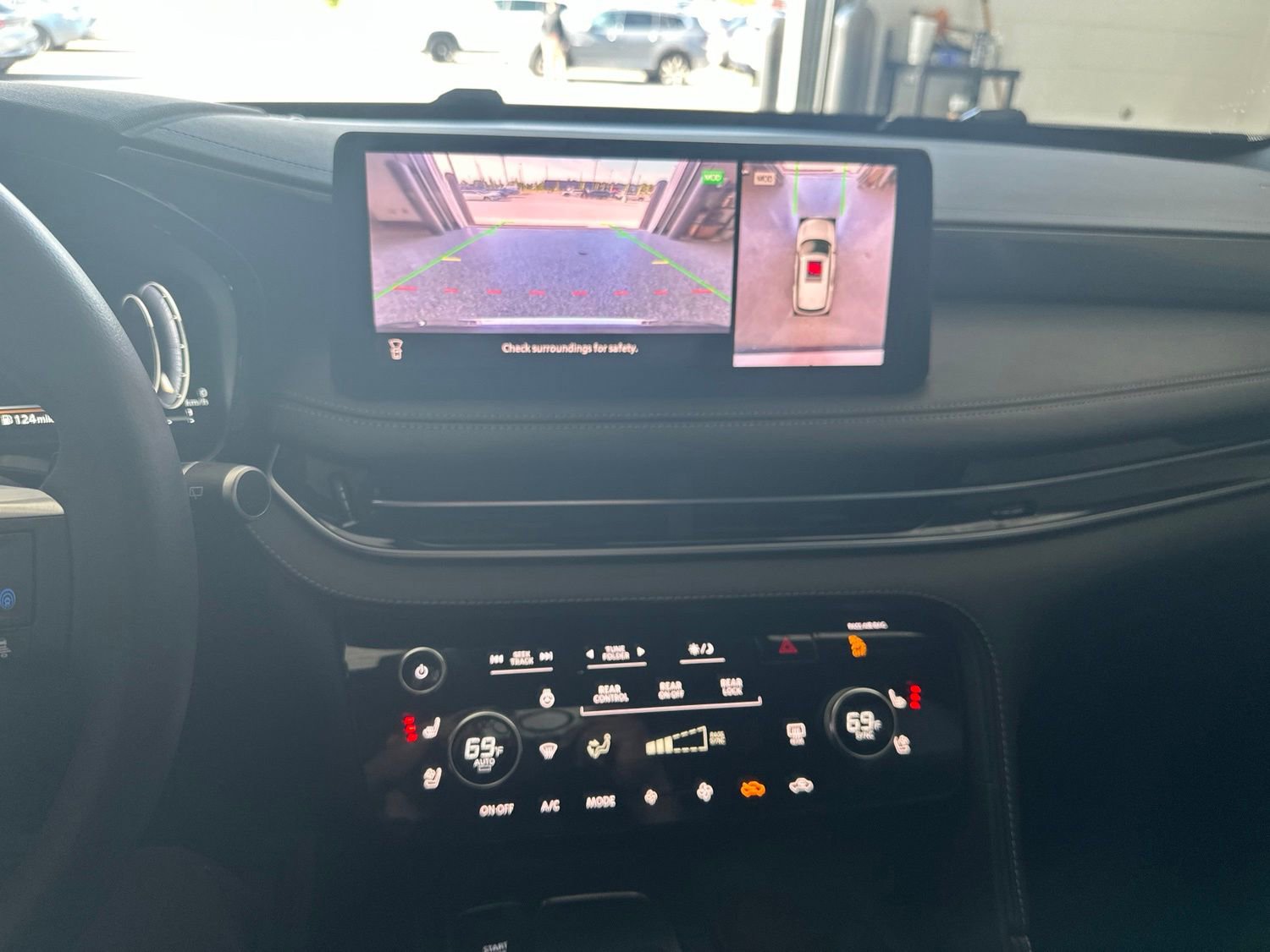 Certified 2025 INFINITI QX60 Luxe w/ Black Edition FWD image 25