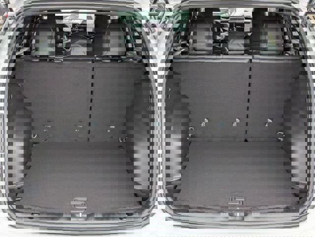 New 2026 Jeep Compass Latitude image 13