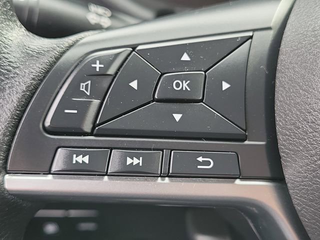 Used 2023 Nissan Kicks SV image 8