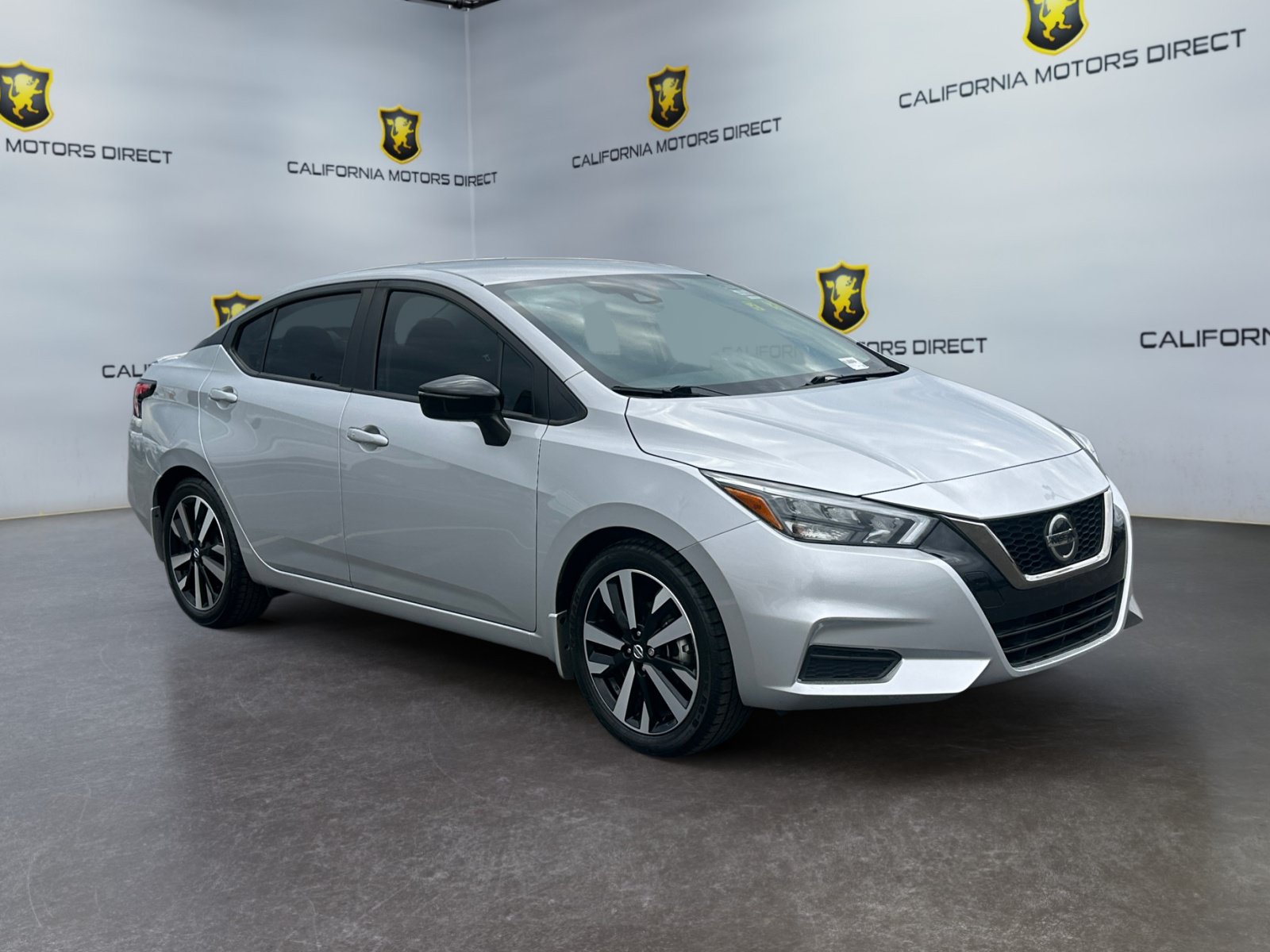 Used 2022 Nissan Versa SR w/ Convenience Package FWD image 7