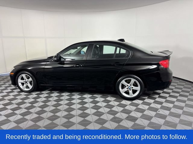 Used 2013 BMW 320i xDrive Sedan AWD/4WD image 5