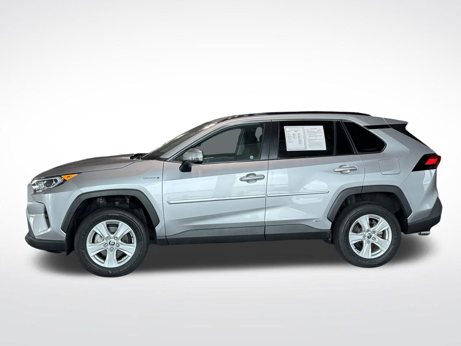 Used 2021 Toyota RAV4 XLE image 7