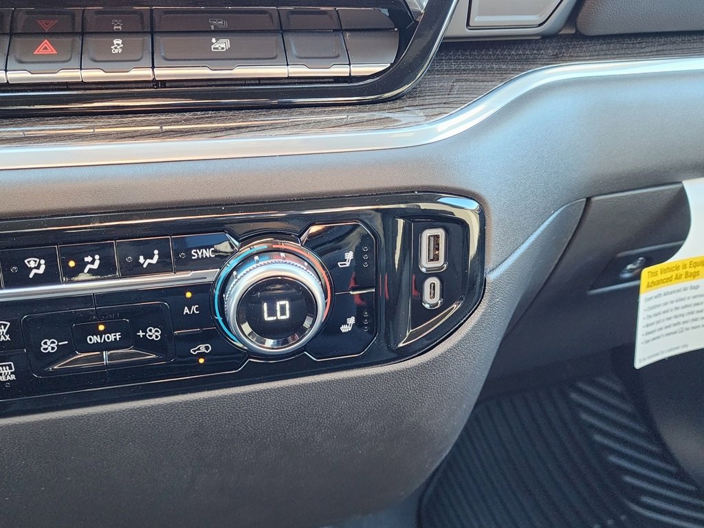 New 2026 GMC Sierra 1500 Elevation image 30