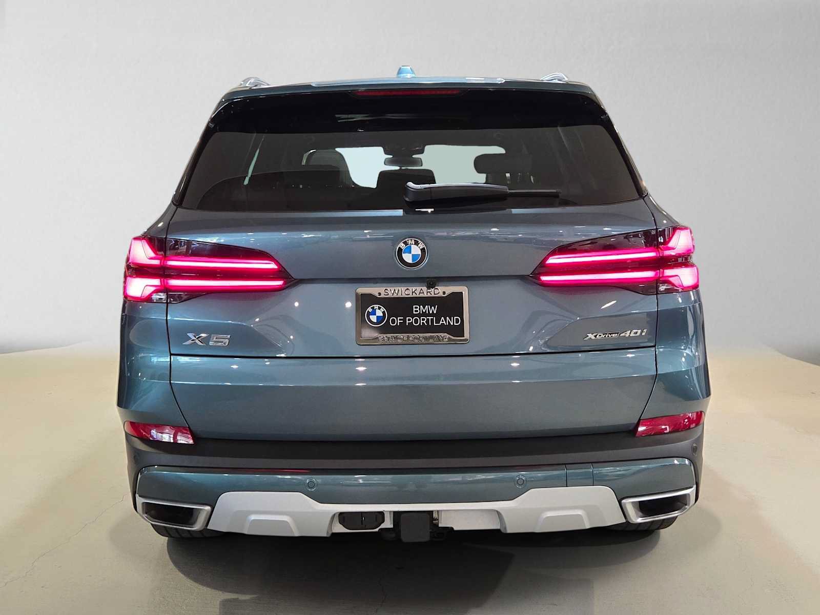 Used 2026 BMW X5 xDrive40i w/ Executive Package AWD/4WD image 4