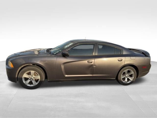 Used 2014 Dodge Charger SXT w/ Sport Appearance Group image 9
