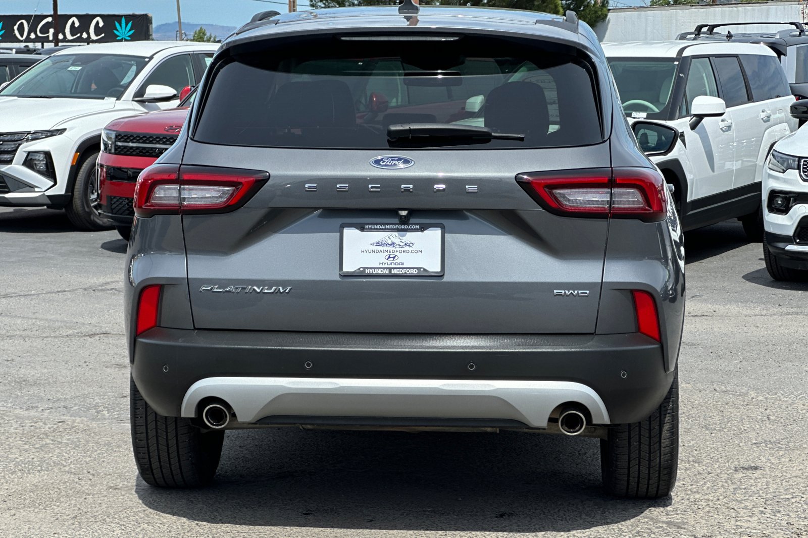 Used 2024 Ford Escape Platinum AWD/4WD image 5