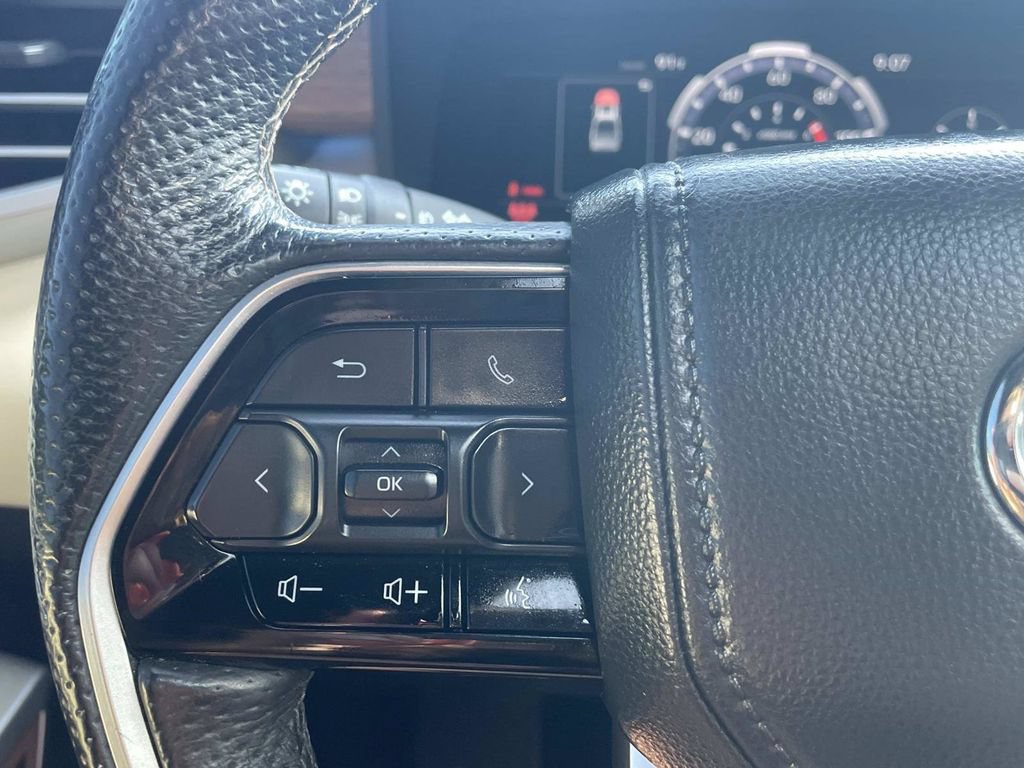 Used 2022 Toyota Tundra 1794 Edition AWD/4WD image 28