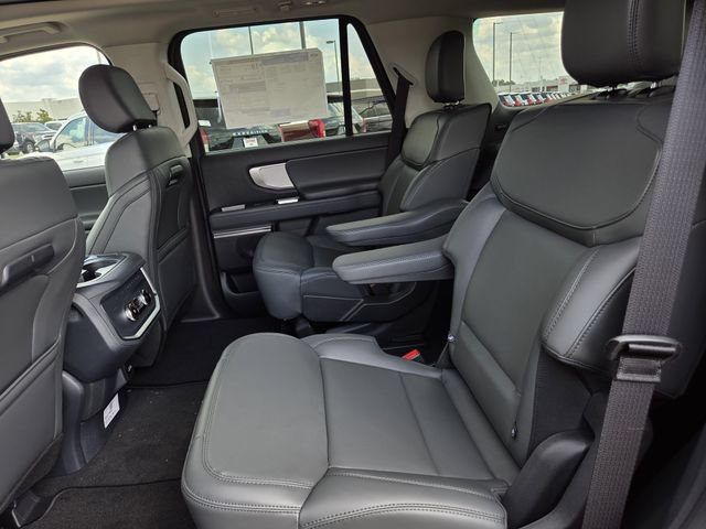 New 2026 Ford Expedition Active RWD image 17