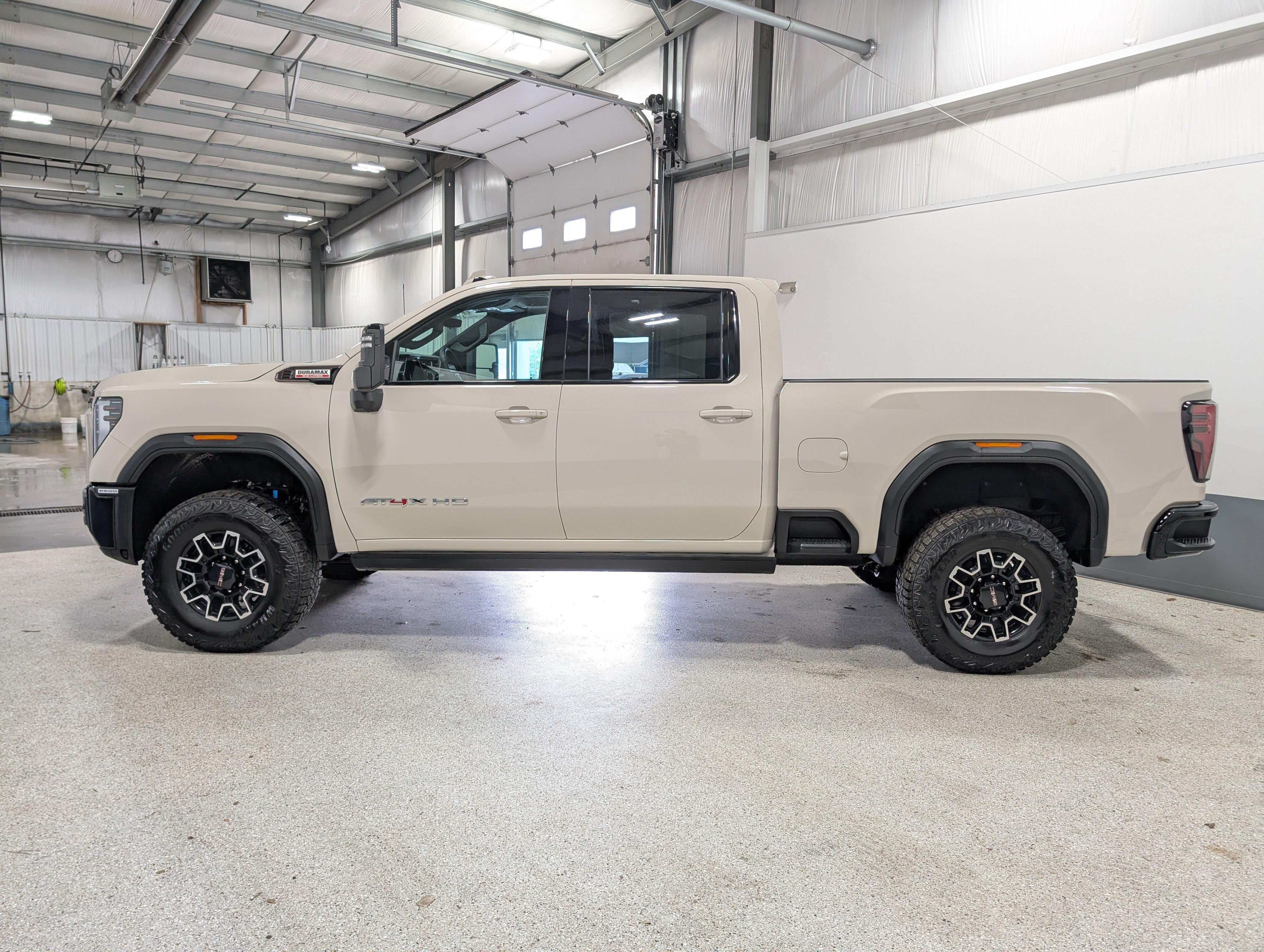 Used 2026 GMC Sierra 2500 AT4X AWD/4WD image 6