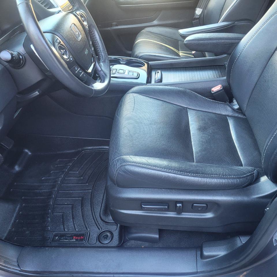 Used 2017 Honda Pilot Elite image 11