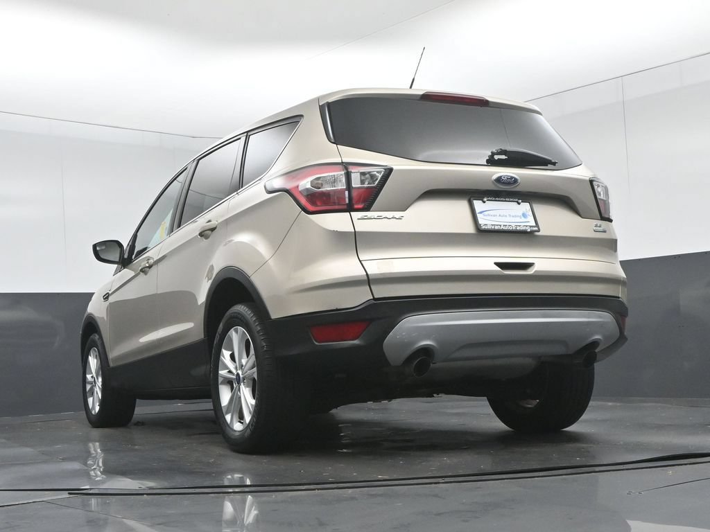 Used 2017 Ford Escape SE AWD/4WD image 54
