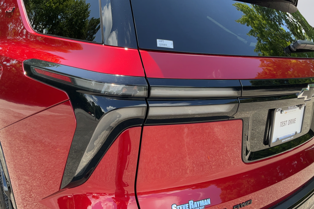 Certified 2024 Chevrolet Traverse RS AWD/4WD image 27