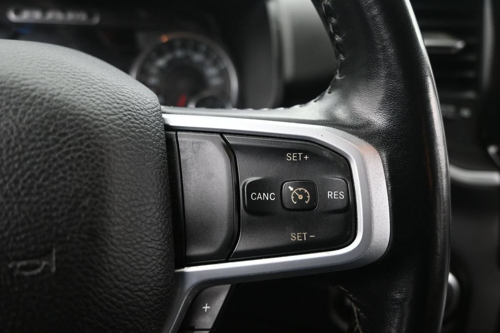 Used 2022 RAM 1500 Big Horn AWD/4WD image 17