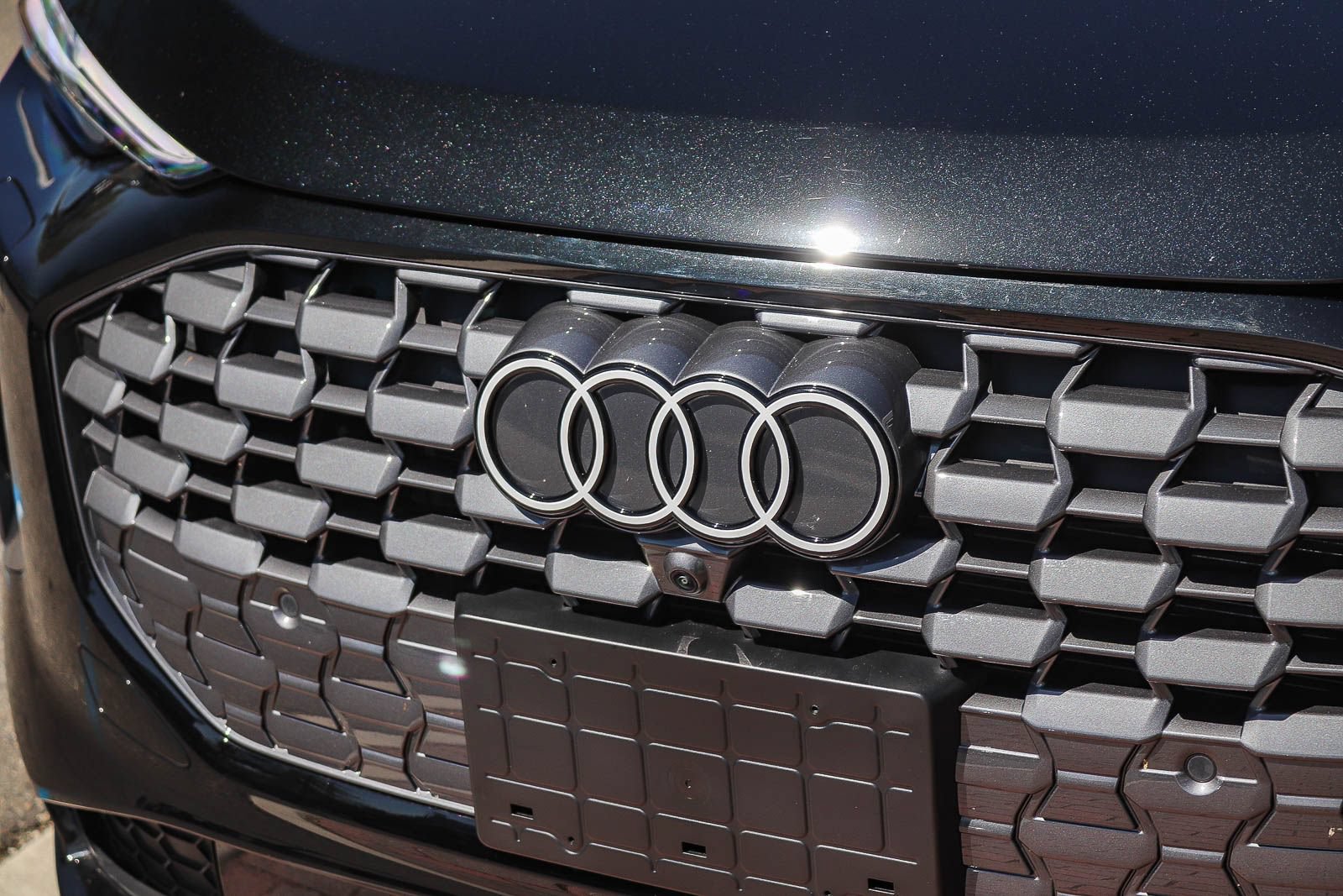 Certified 2025 Audi Q5 Prestige AWD/4WD image 12