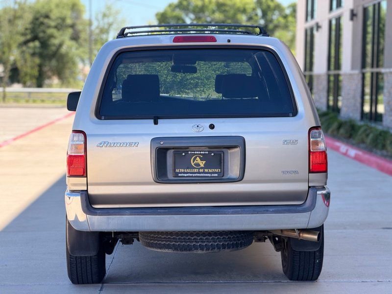 Used 2001 Toyota 4Runner SR5 image 5