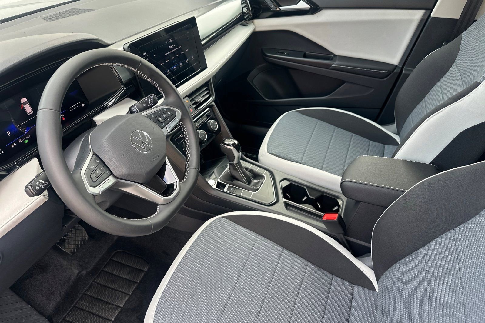 New 2026 Volkswagen Taos S FWD image 8