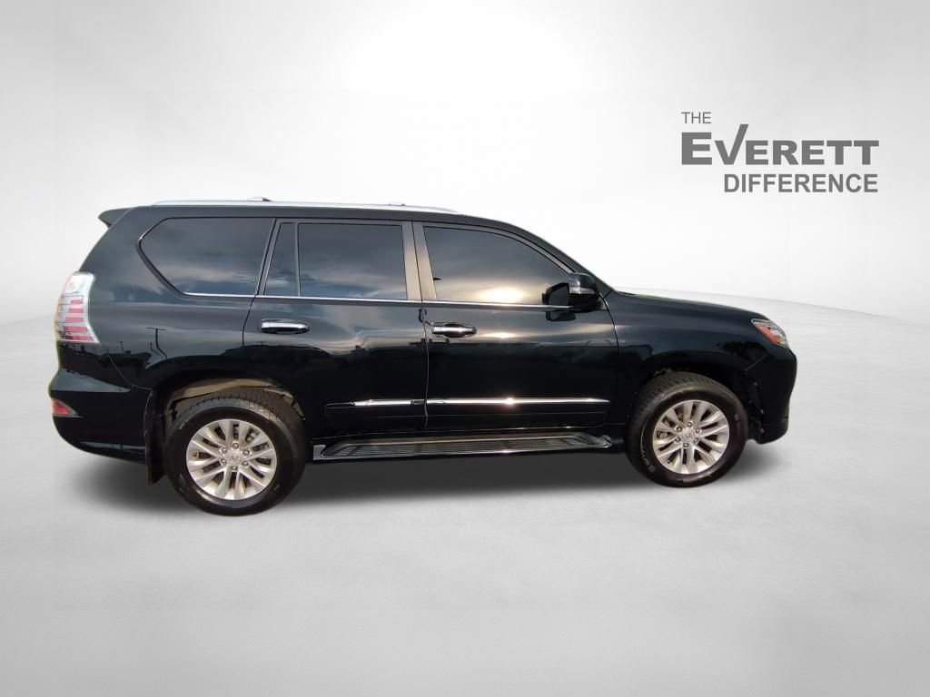 Used 2017 Lexus GX 460 AWD/4WD image 3