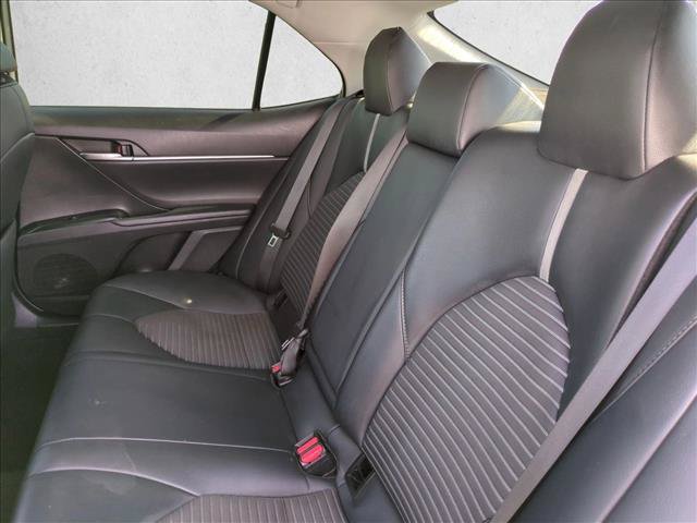 Used 2019 Toyota Camry SE FWD image 17