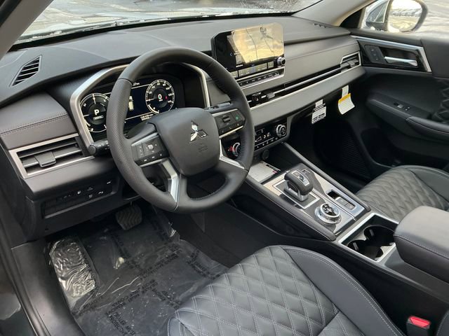 New 2025 Mitsubishi Outlander SEL image 4