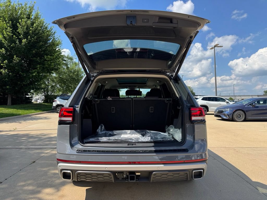 New 2026 Volkswagen Atlas Peak Edition AWD/4WD image 27