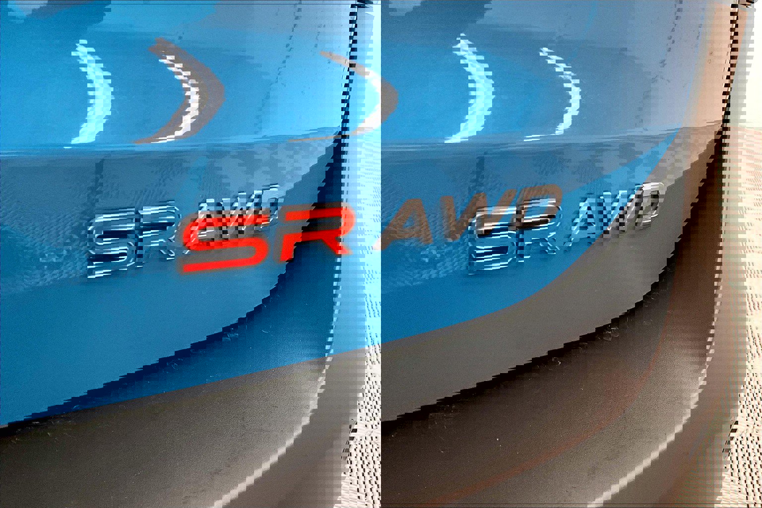 New 2025 Nissan Kicks SR w/ SR Premium Package image 57