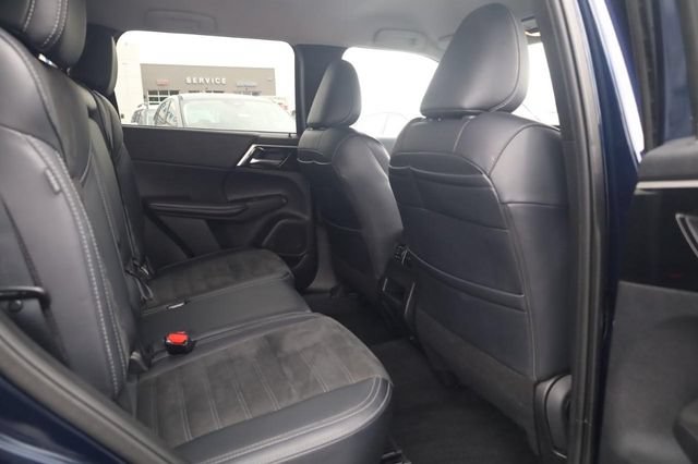 Used 2024 Mitsubishi Outlander SE FWD image 22
