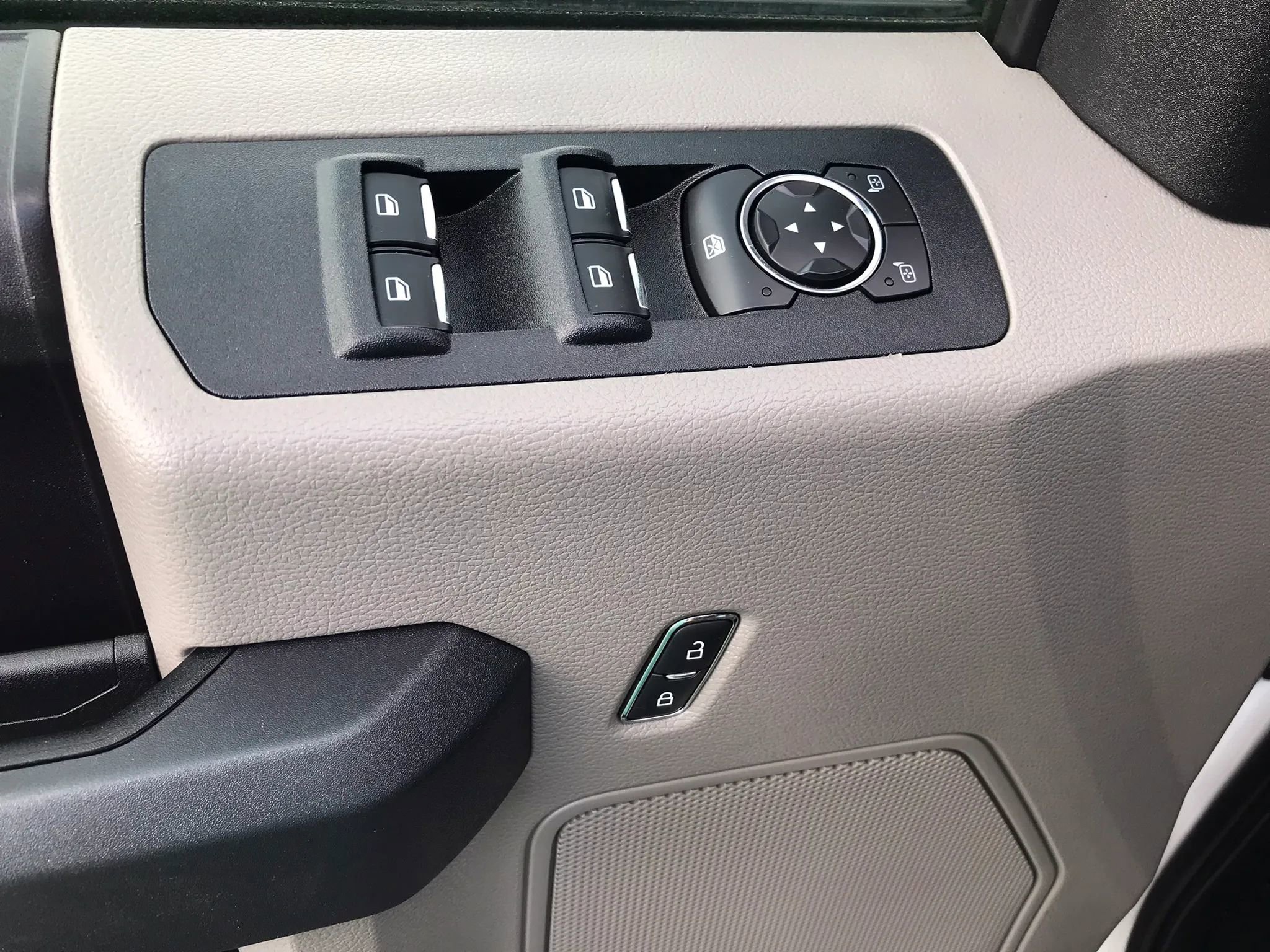 Used 2018 Ford F150 XL w/ XL Power Equipment Group AWD/4WD image 12
