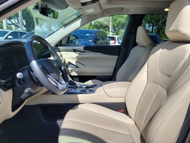 Used 2025 INFINITI QX60 Luxe w/ Cargo Package FWD image 17