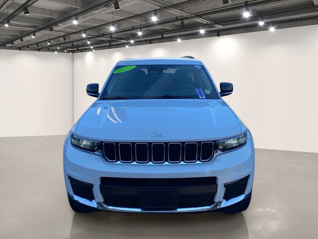 Used 2022 Jeep Grand Cherokee L Limited AWD/4WD image 2