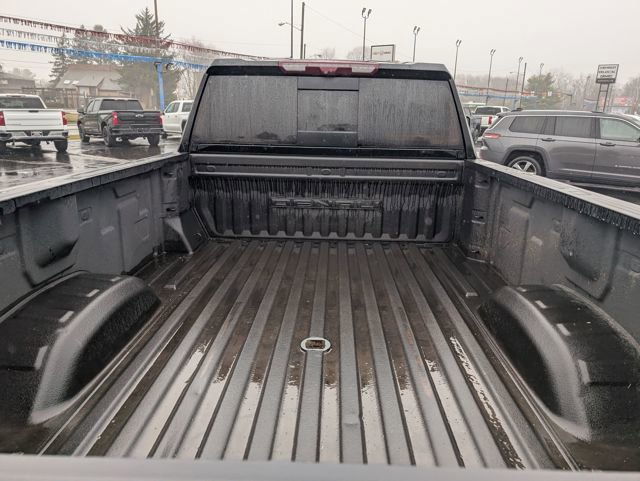 Used 2020 GMC Sierra 3500 Denali w/ Technology Package image 9