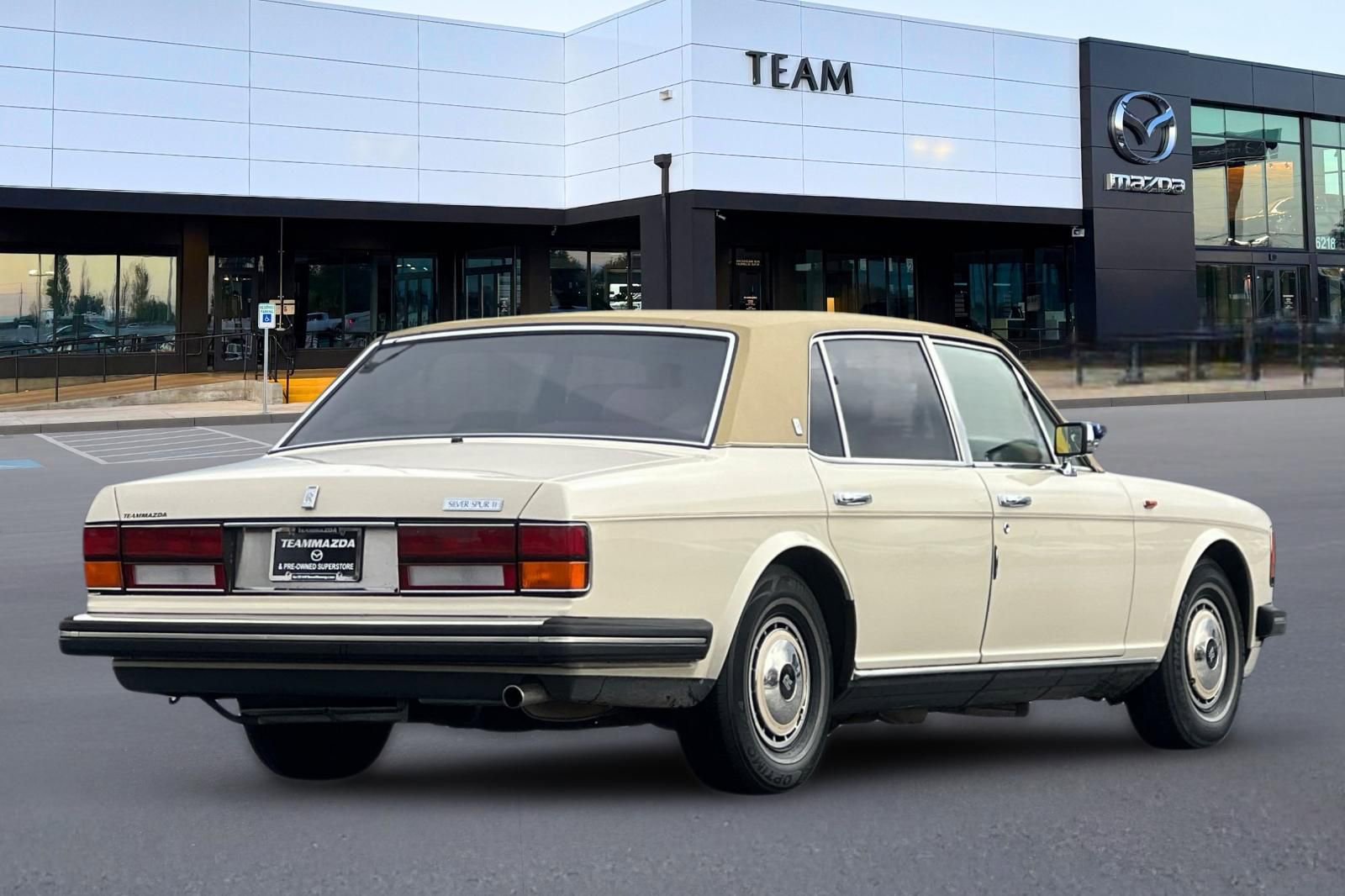 Used 1993 Rolls-Royce Silver Spur II image 4
