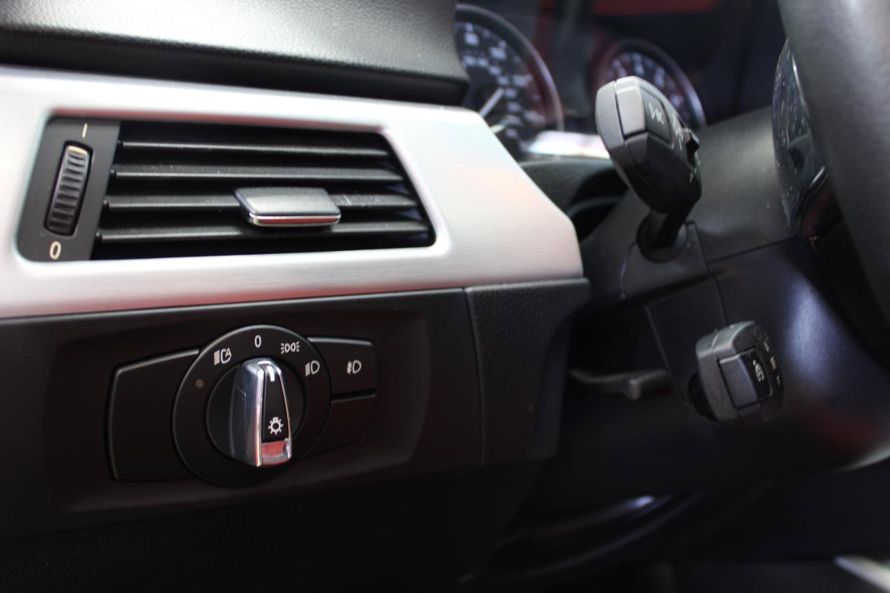 Used 2009 BMW 335i Coupe image 37