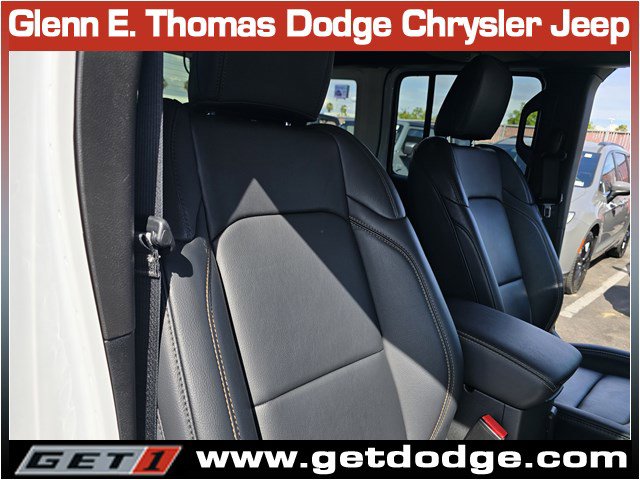 Certified 2025 Jeep Wrangler Sahara w/ Safety Group image 34