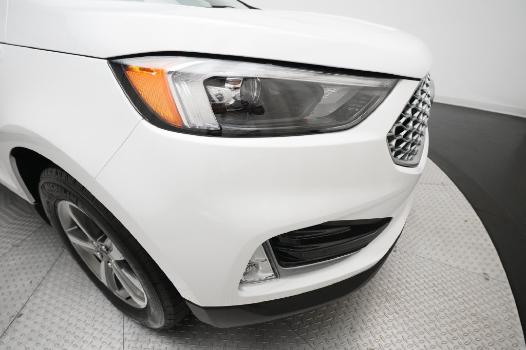 Used 2024 Ford Edge SEL w/ Convenience Package AWD/4WD image 25