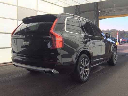 Used 2016 Volvo XC90 T6 Momentum w/ Momentum Plus Package AWD/4WD image 2