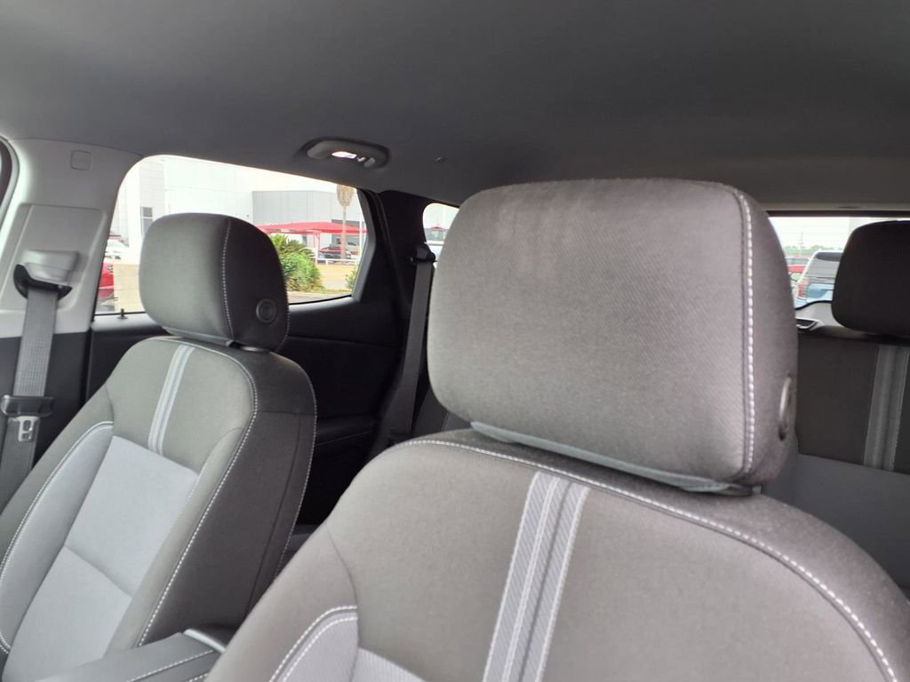 Used 2024 Chevrolet Blazer LT w/ Convenience Package FWD image 18