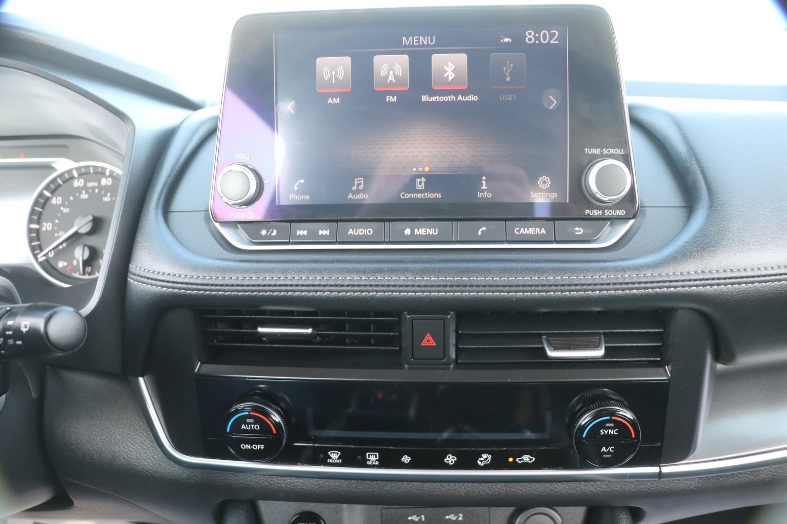 Used 2024 Nissan Rogue SV AWD/4WD image 21