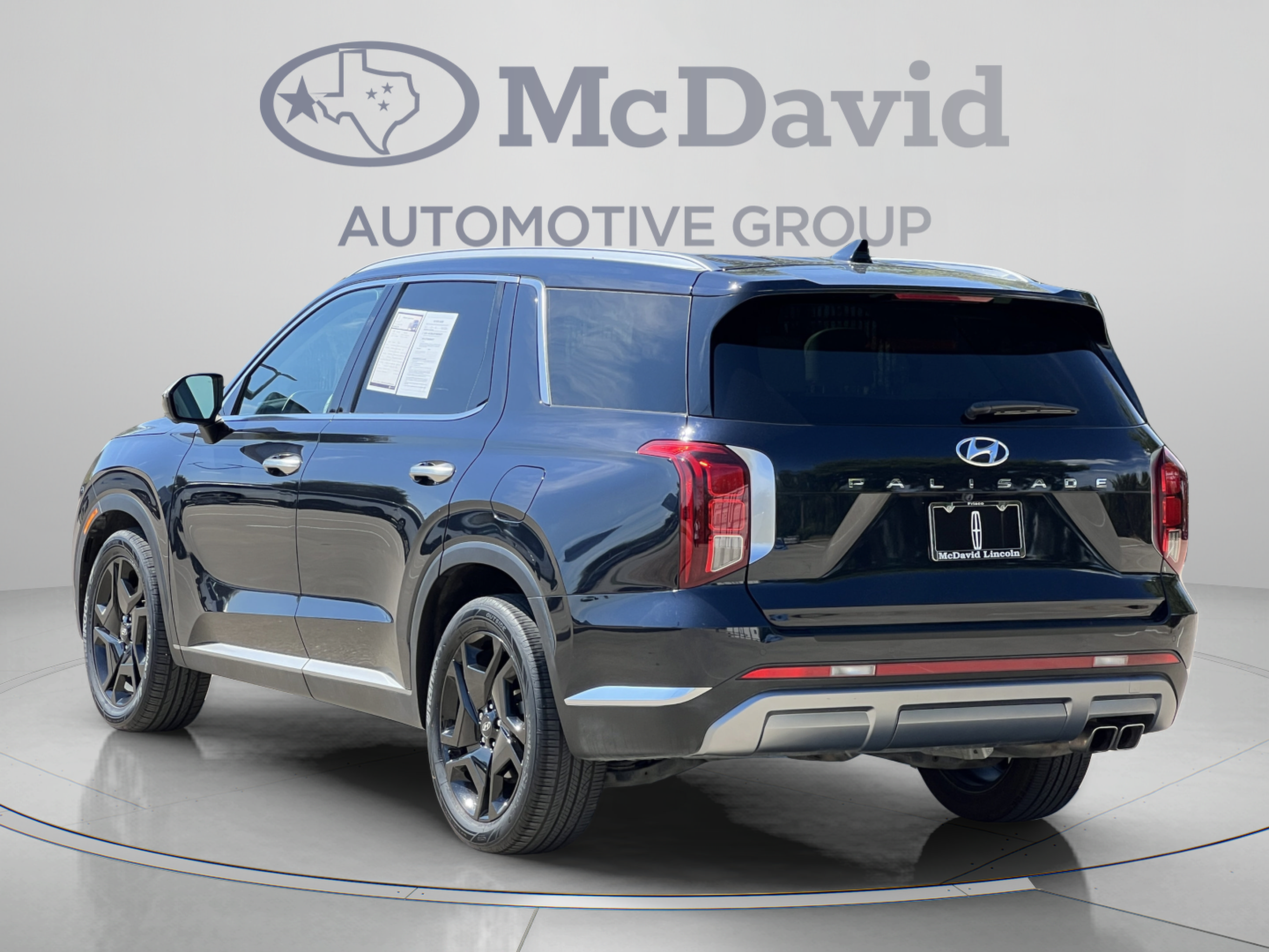 Used 2023 Hyundai Palisade Limited FWD image 5