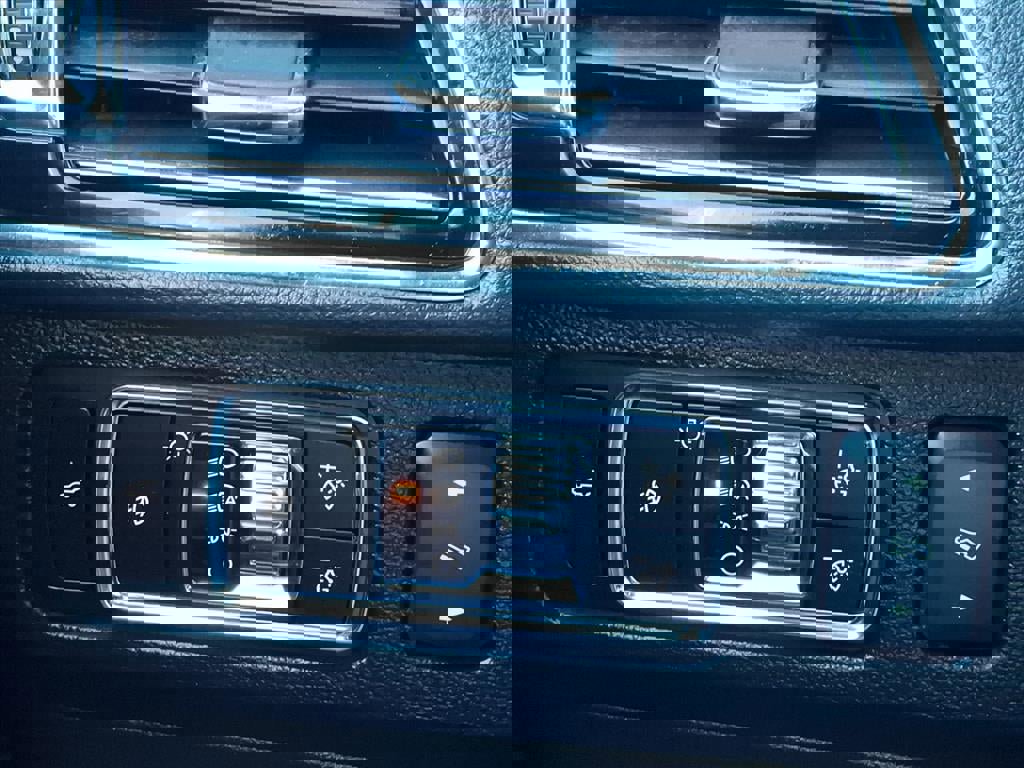 Used 2024 Lincoln Navigator Reserve image 17