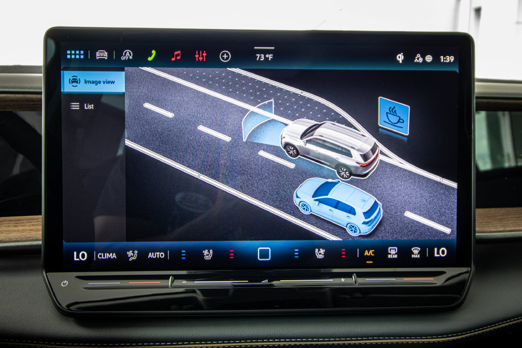 New 2027 Volkswagen Atlas SE FWD image 42
