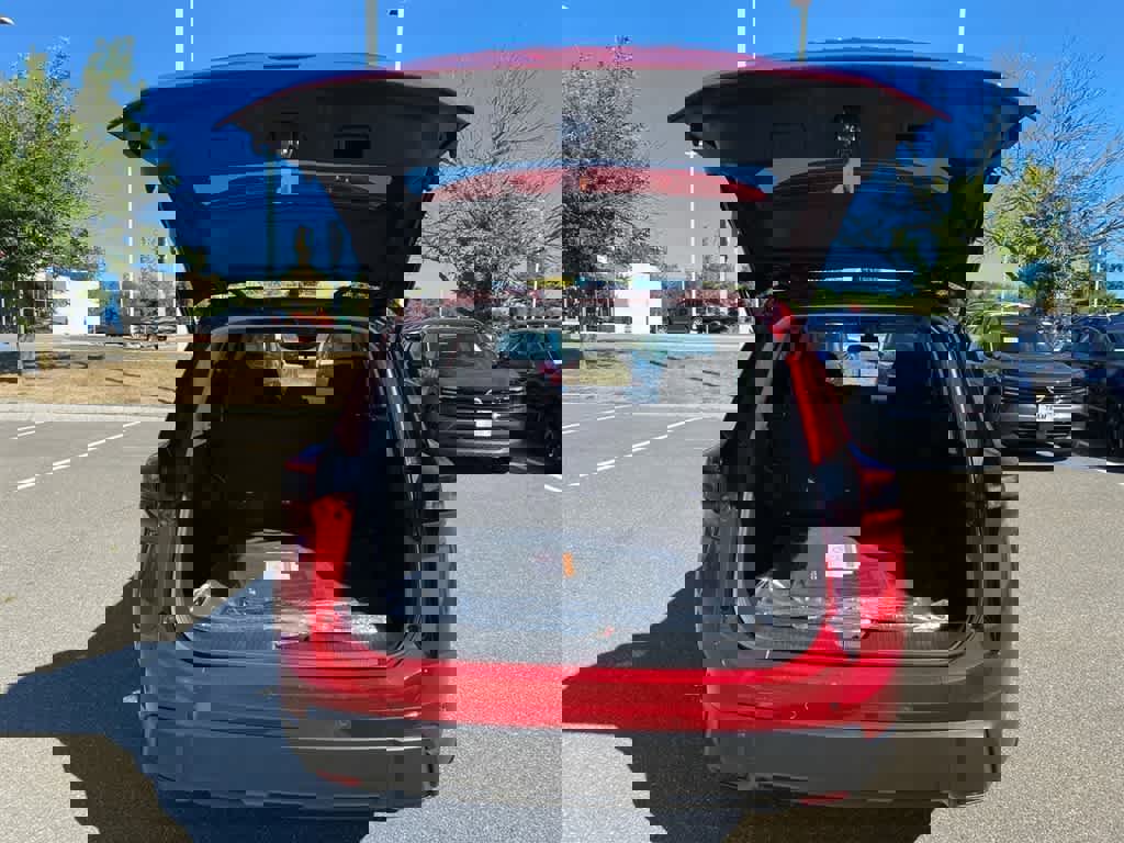 New 2026 Nissan Rogue S image 6