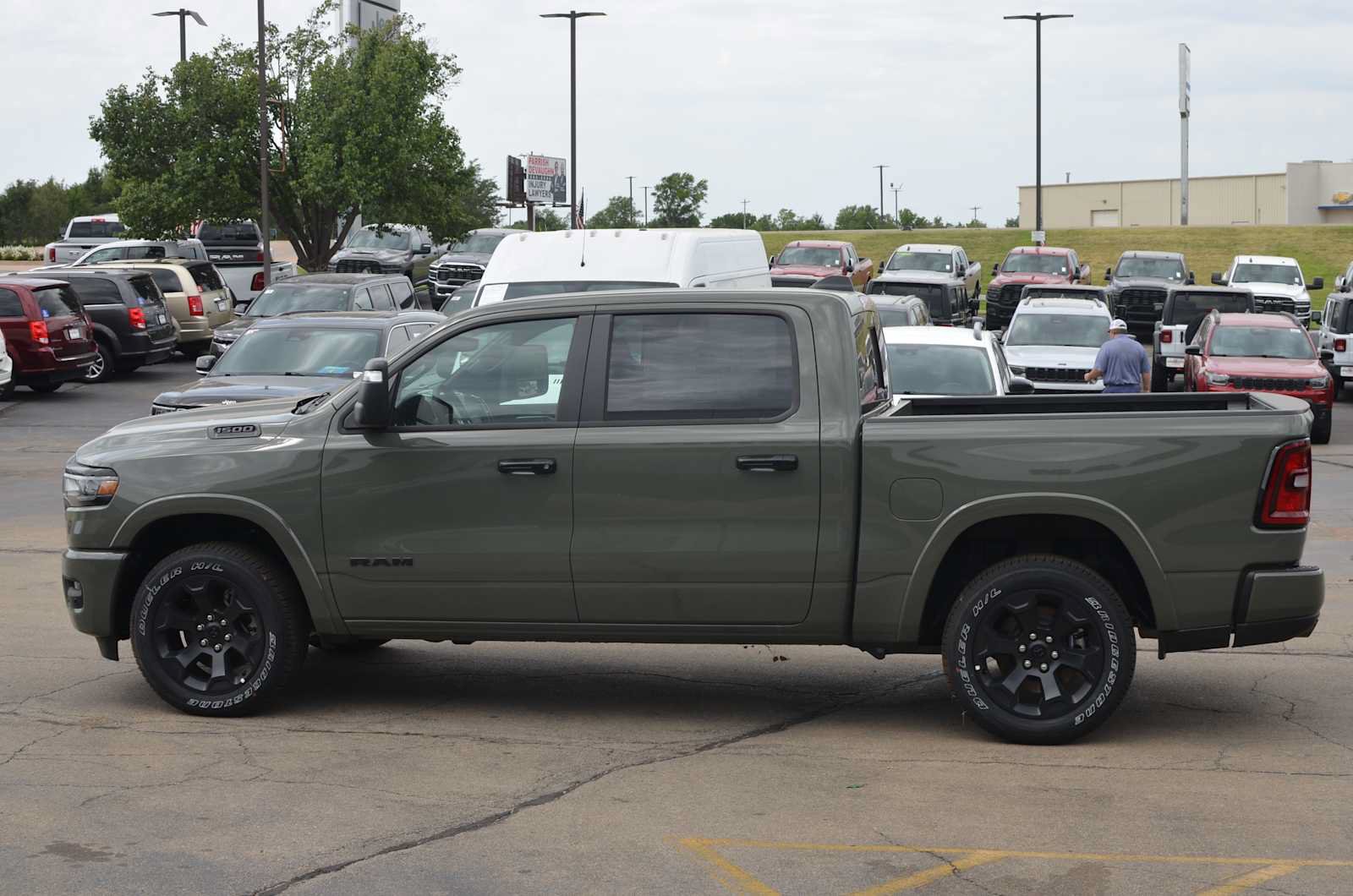 New 2026 RAM 1500 Big Horn AWD/4WD image 4