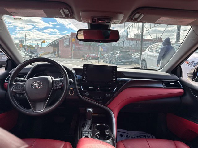 Used 2021 Toyota Camry XSE FWD image 13