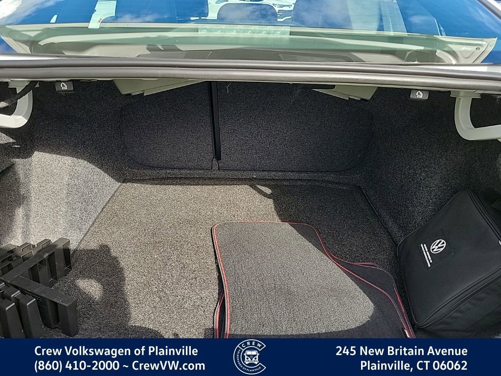 Certified 2021 Volkswagen Jetta GLI Autobahn w/ GLI Autobahn Black Package image 50