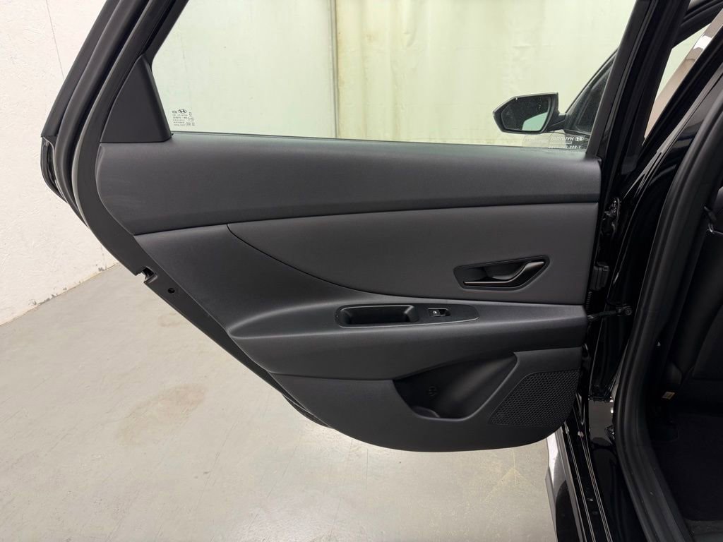 Used 2025 Hyundai Elantra N Line image 13