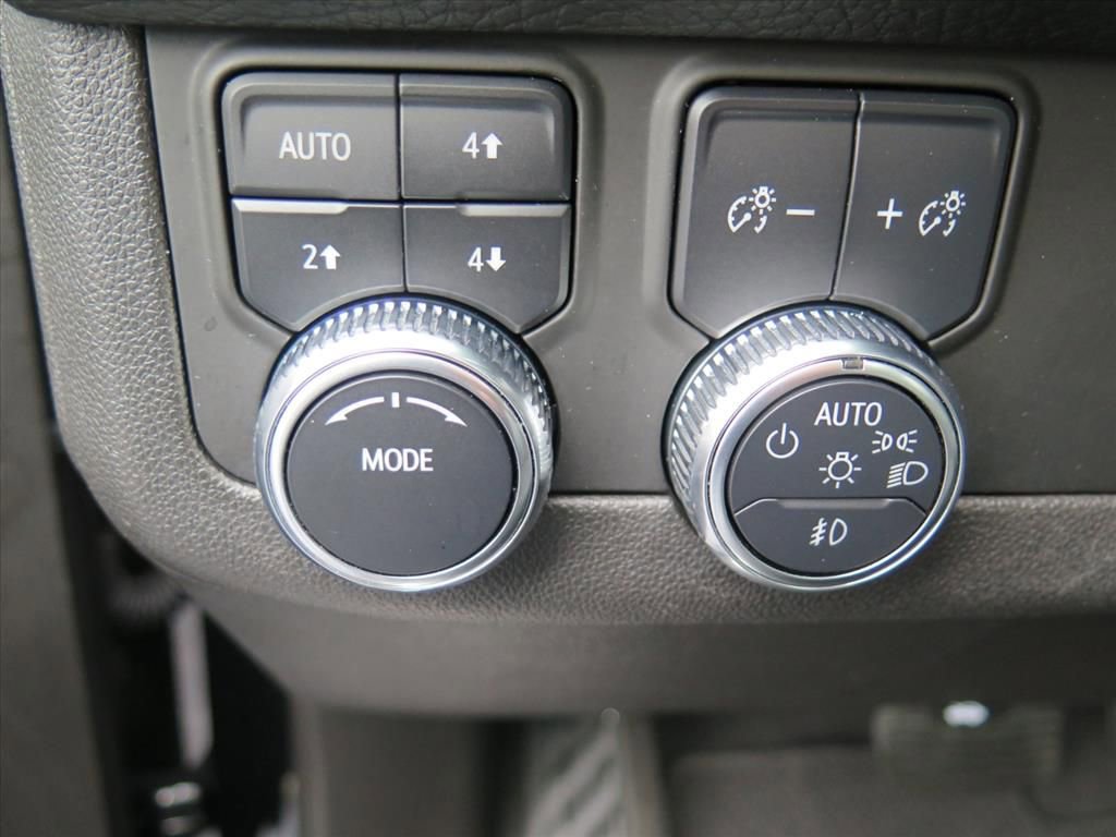 Used 2021 GMC Yukon Denali image 13