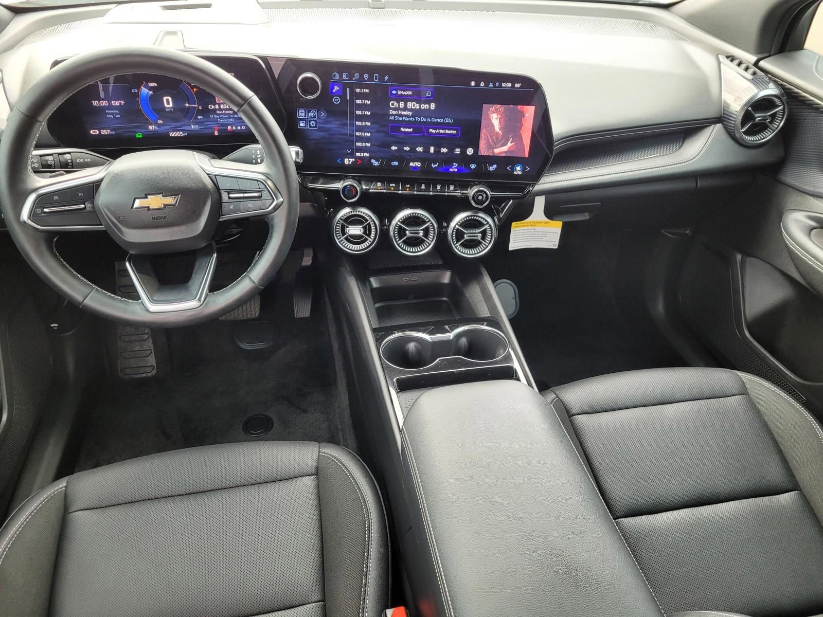 Used 2024 Chevrolet Blazer EV LT AWD/4WD image 18
