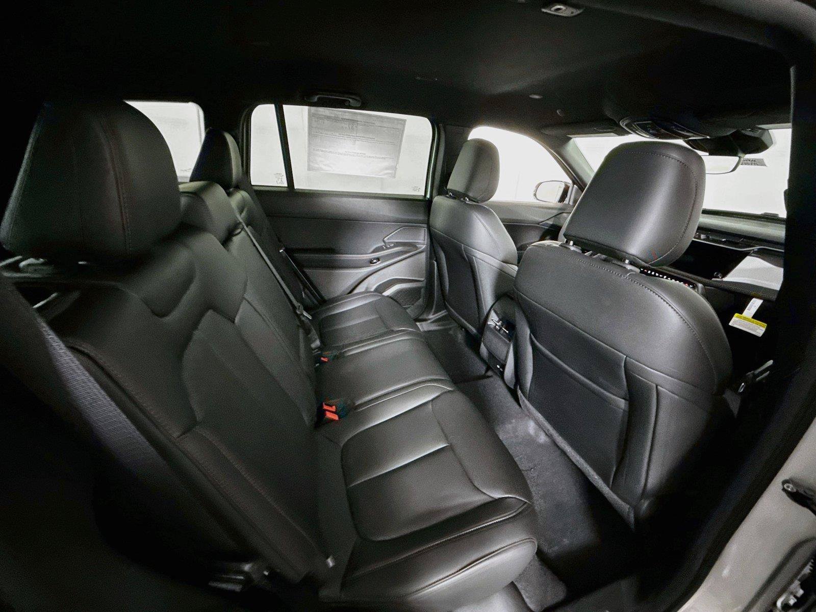 New 2026 Jeep Cherokee Limited AWD/4WD image 18
