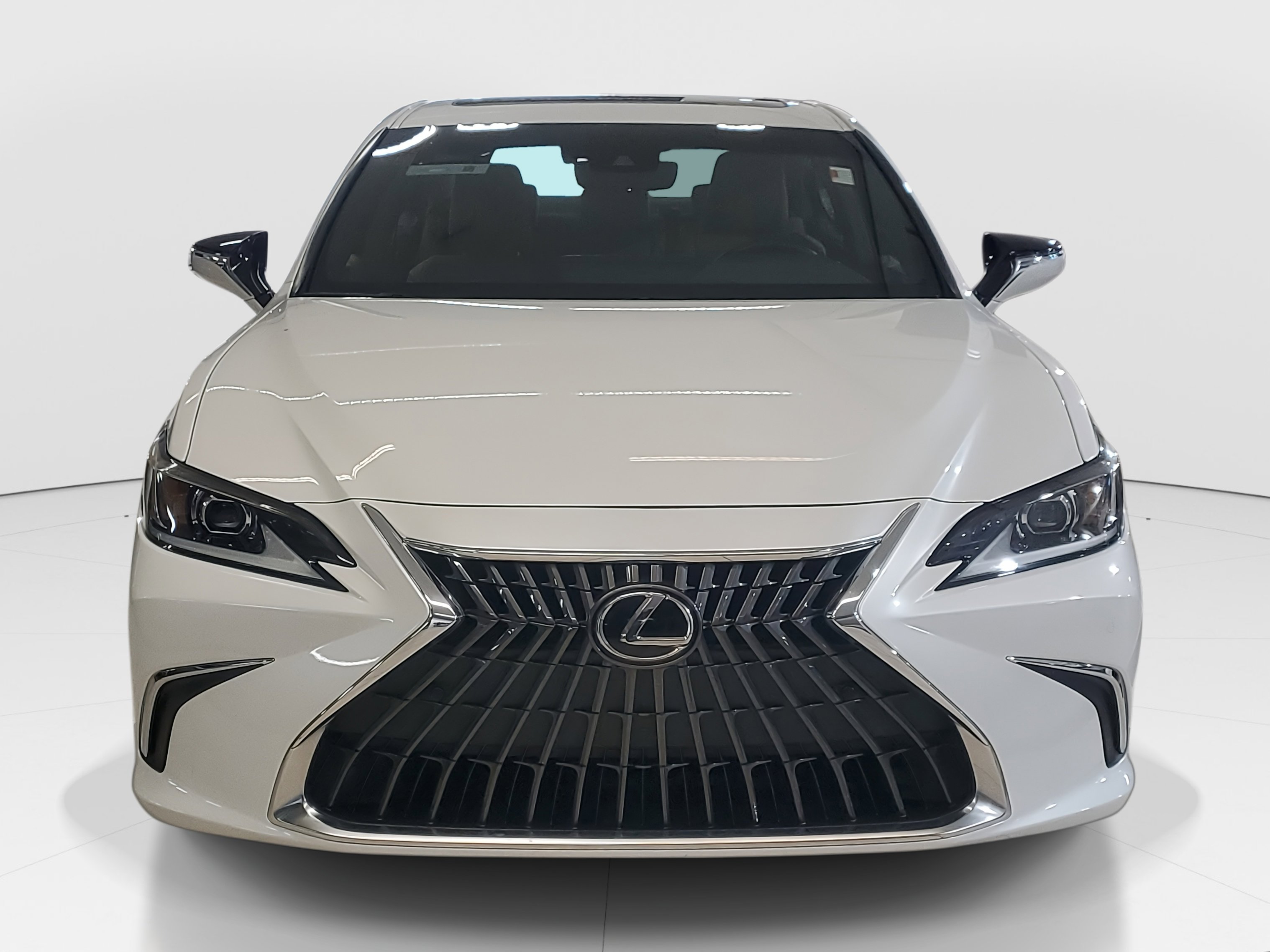 Used 2022 Lexus ES 350 w/ Premium Package image 2